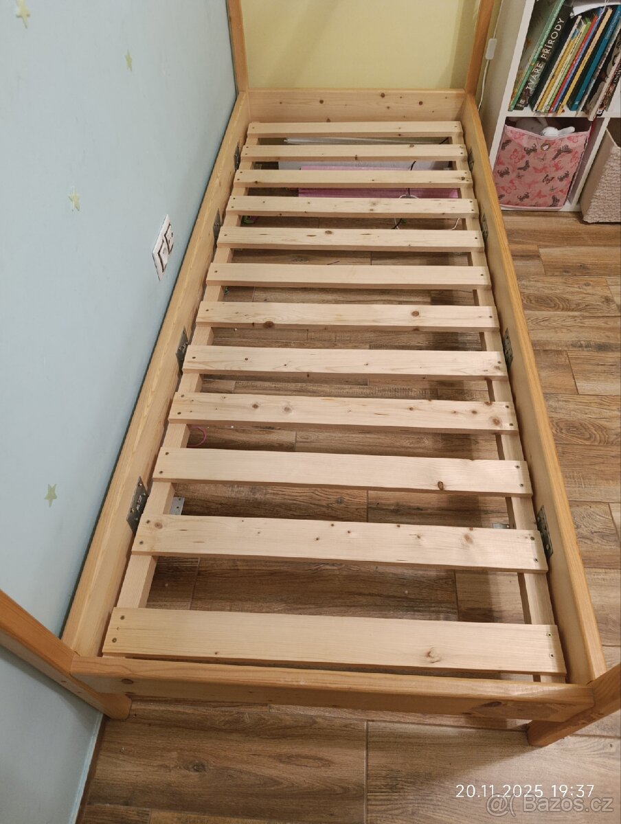 Dětská postel - domeček - 4