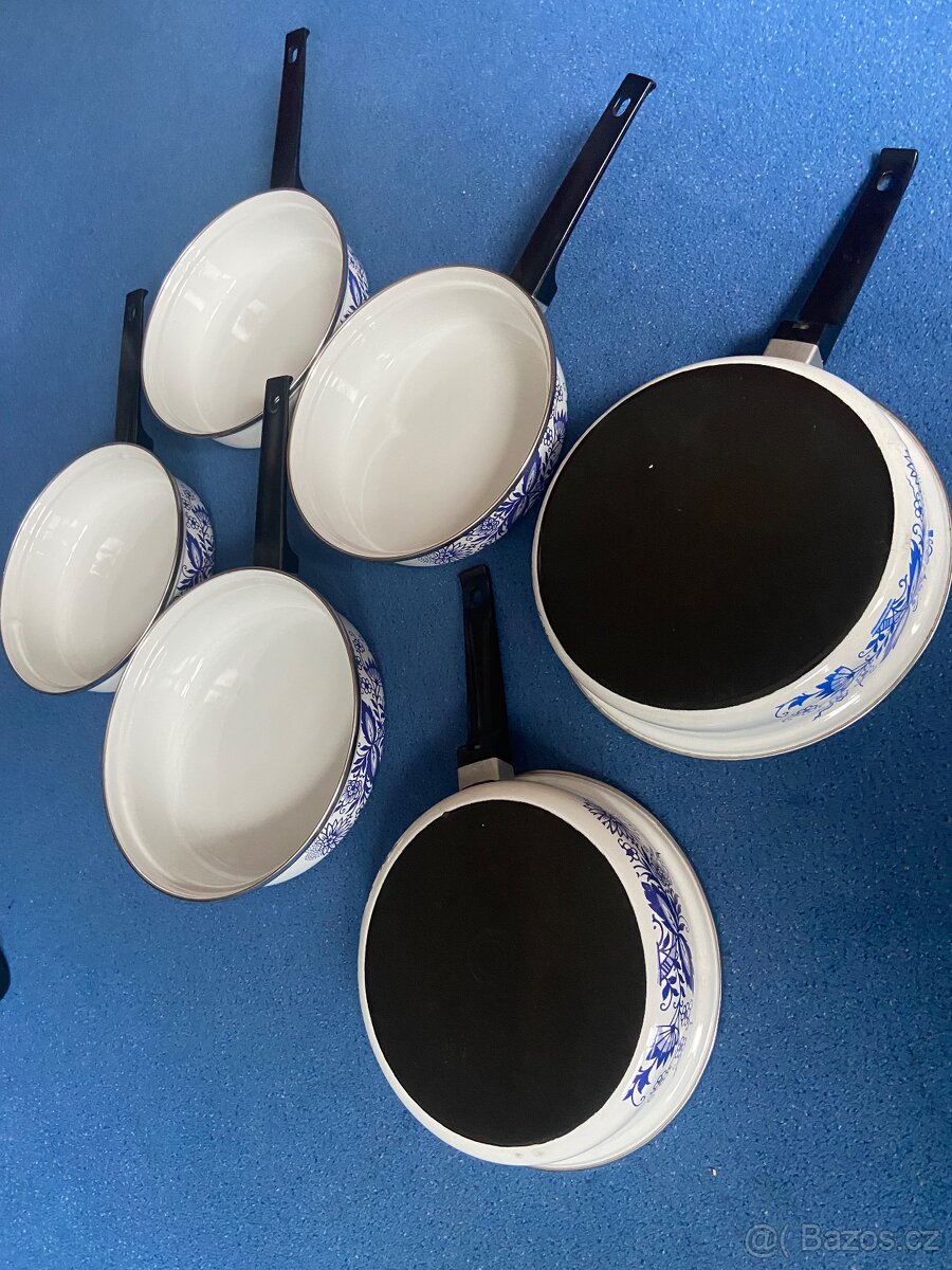 Kuchyňská pánev 4 kusy - 4
