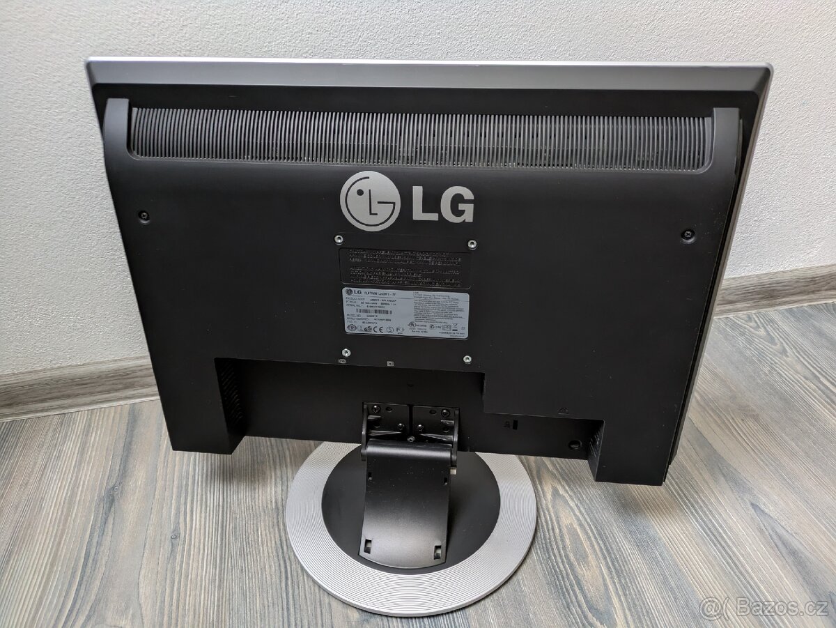 LG Flatron
FLATRON L203WT-BF - 4
