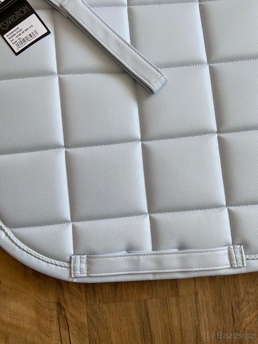 Podsedlova decka, chranice a ohlavka Eskadron - 4