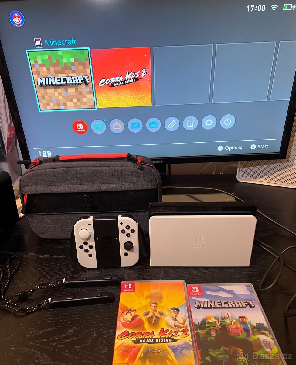 Nintendo Switch OLED + hry Minecraft a karate - 4
