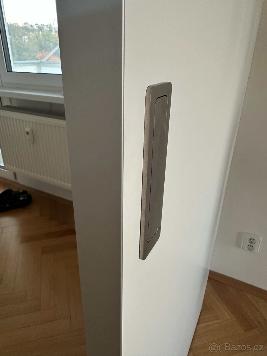 dvoukřídlé posuvné dveře SAPELI - bílá - mat - 4