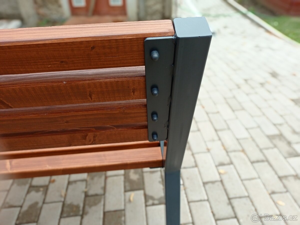 Zahradní lavička - 4