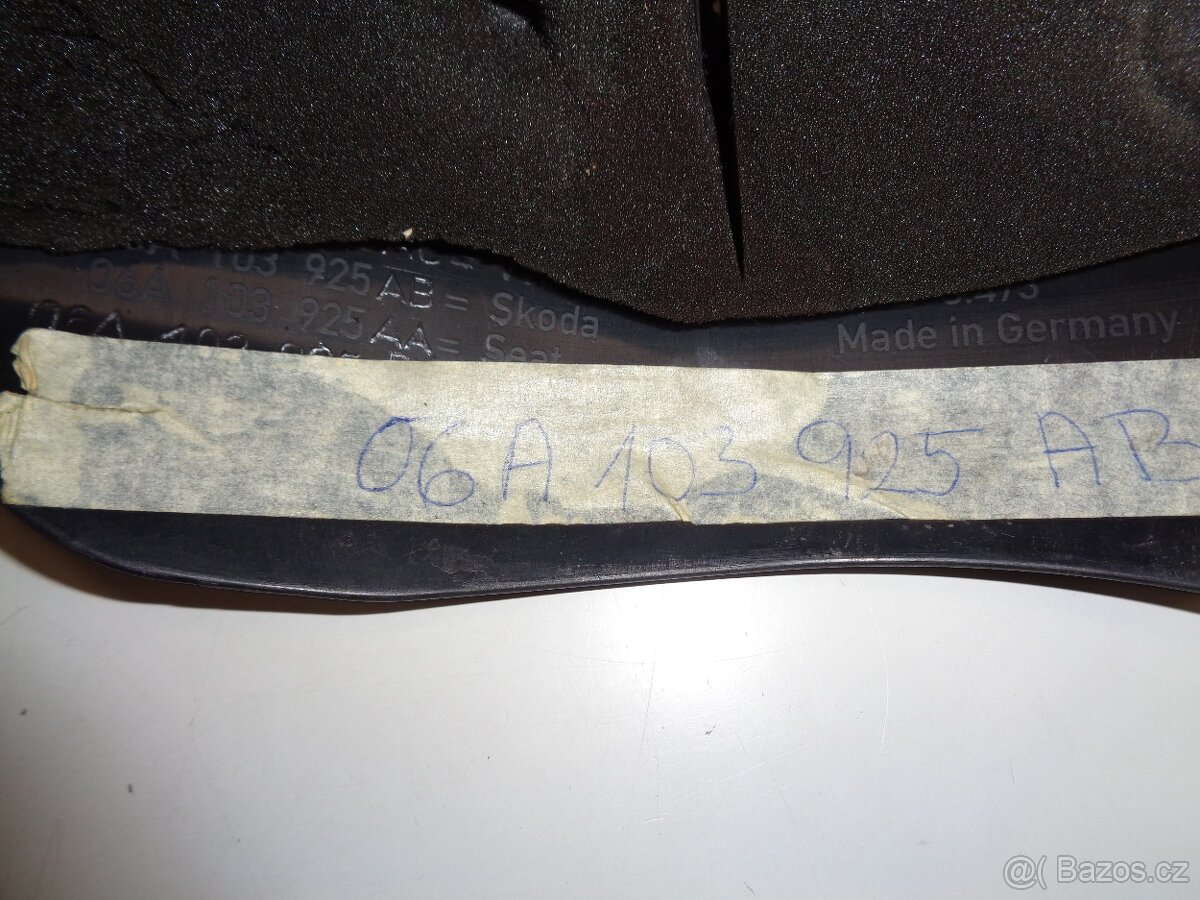 Kryt motoru 06A103925AB/DN Octavia 1.6-SR - 4