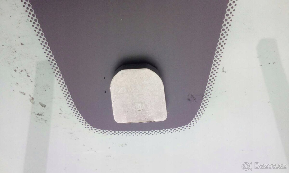 Opel Karl čelní sklo - 4