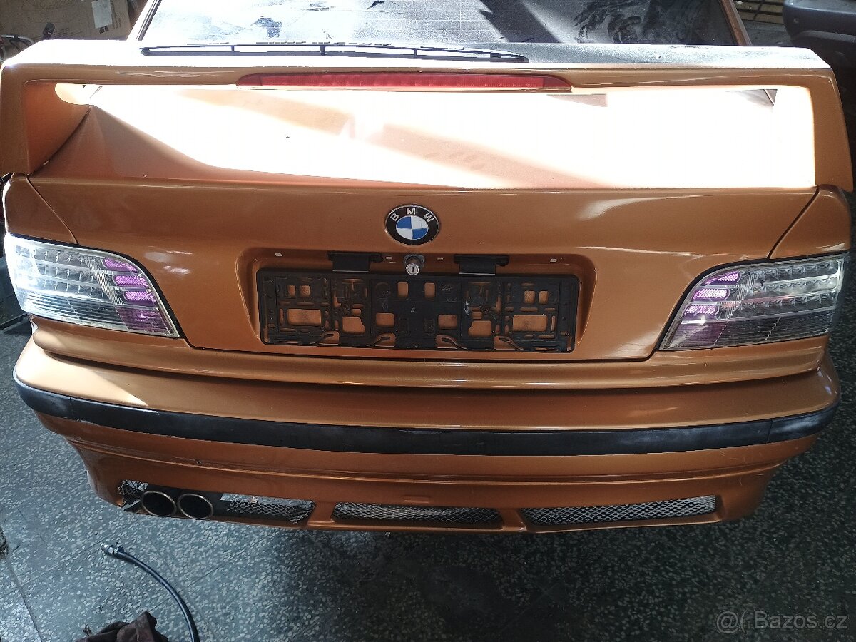 BMW 318is - 4