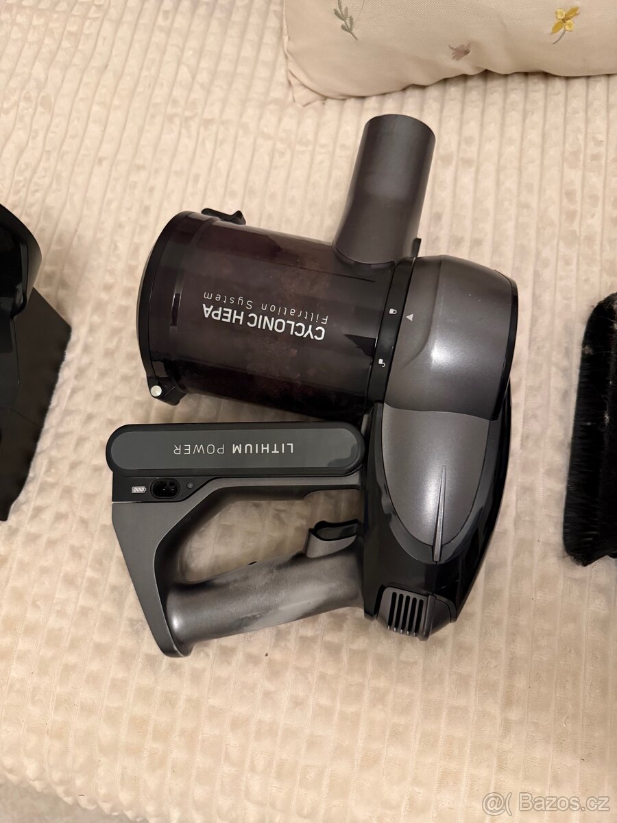 Vysavač aku Sencor SVC 0725BK - 4