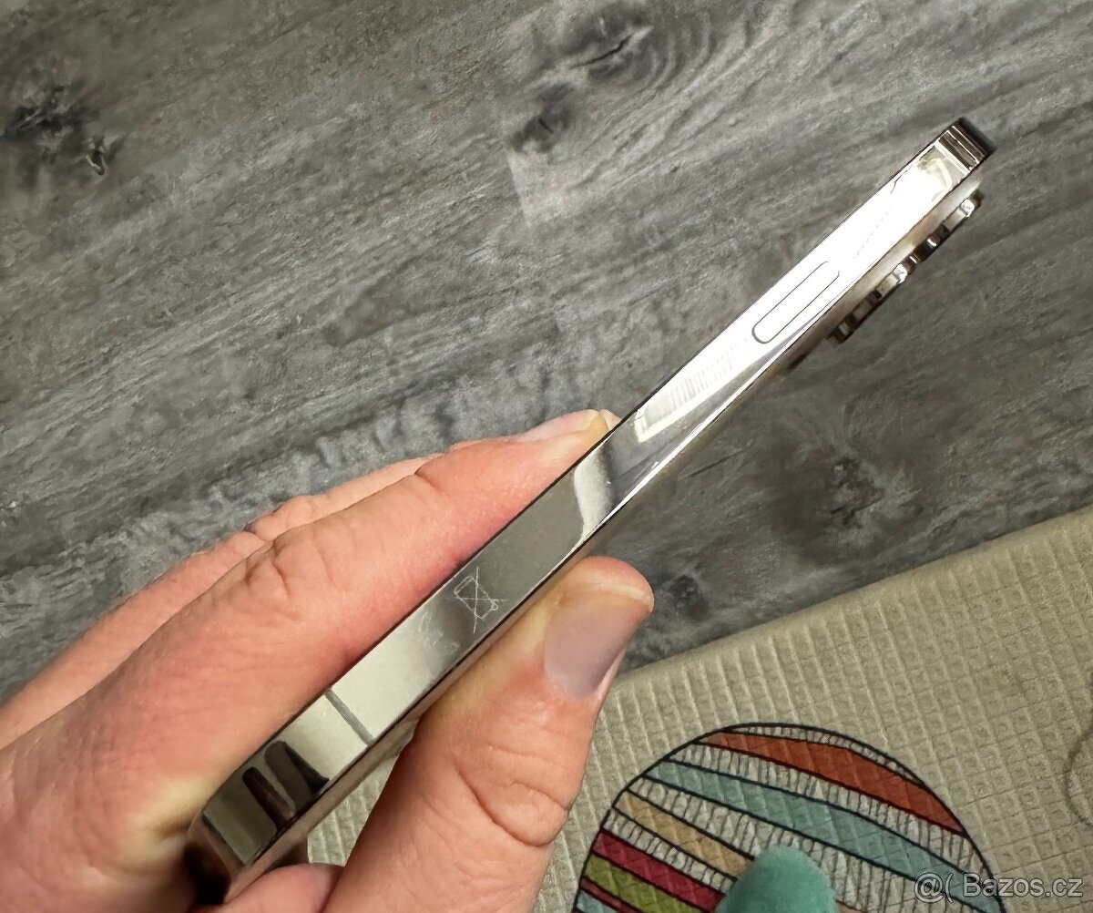 Aple Iphone 1 pro - 128gb - 4