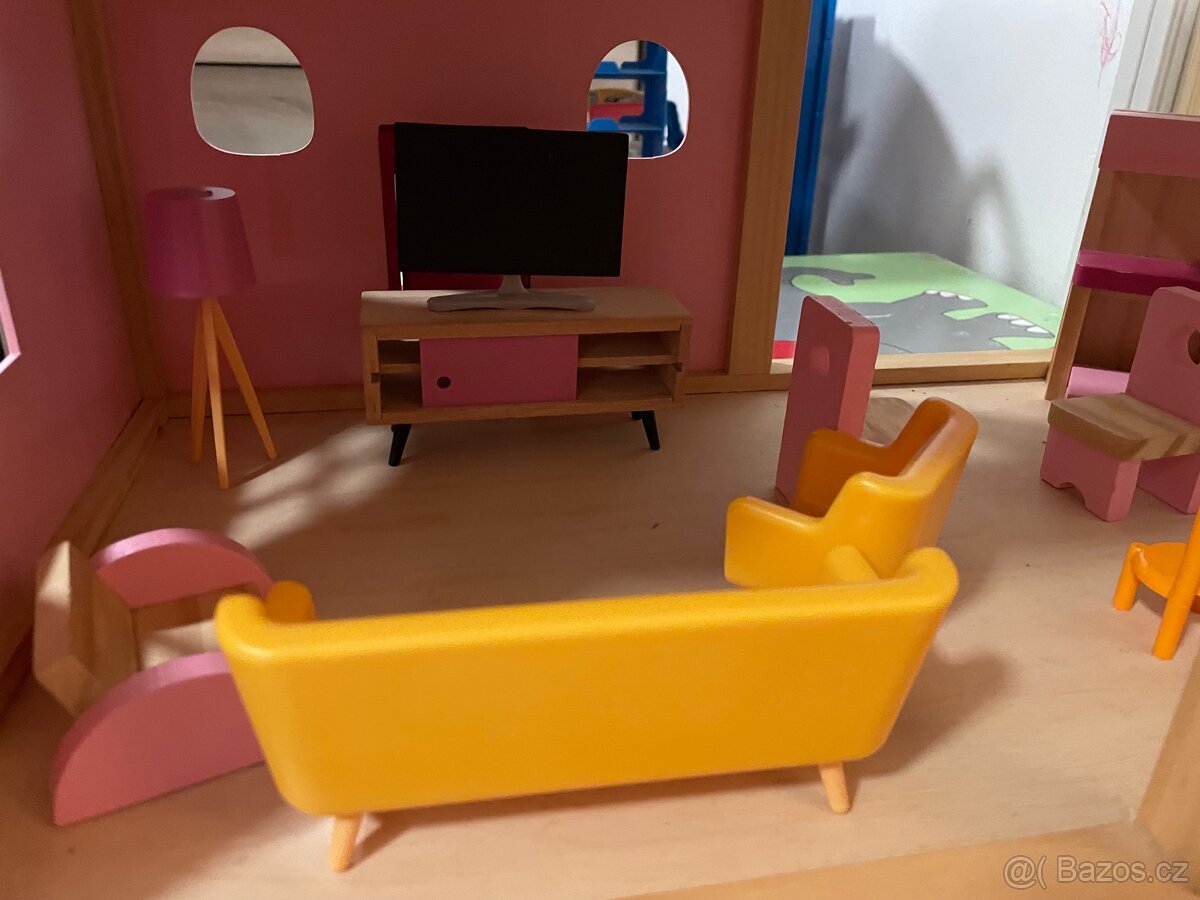 Domeček pro panenky - 4