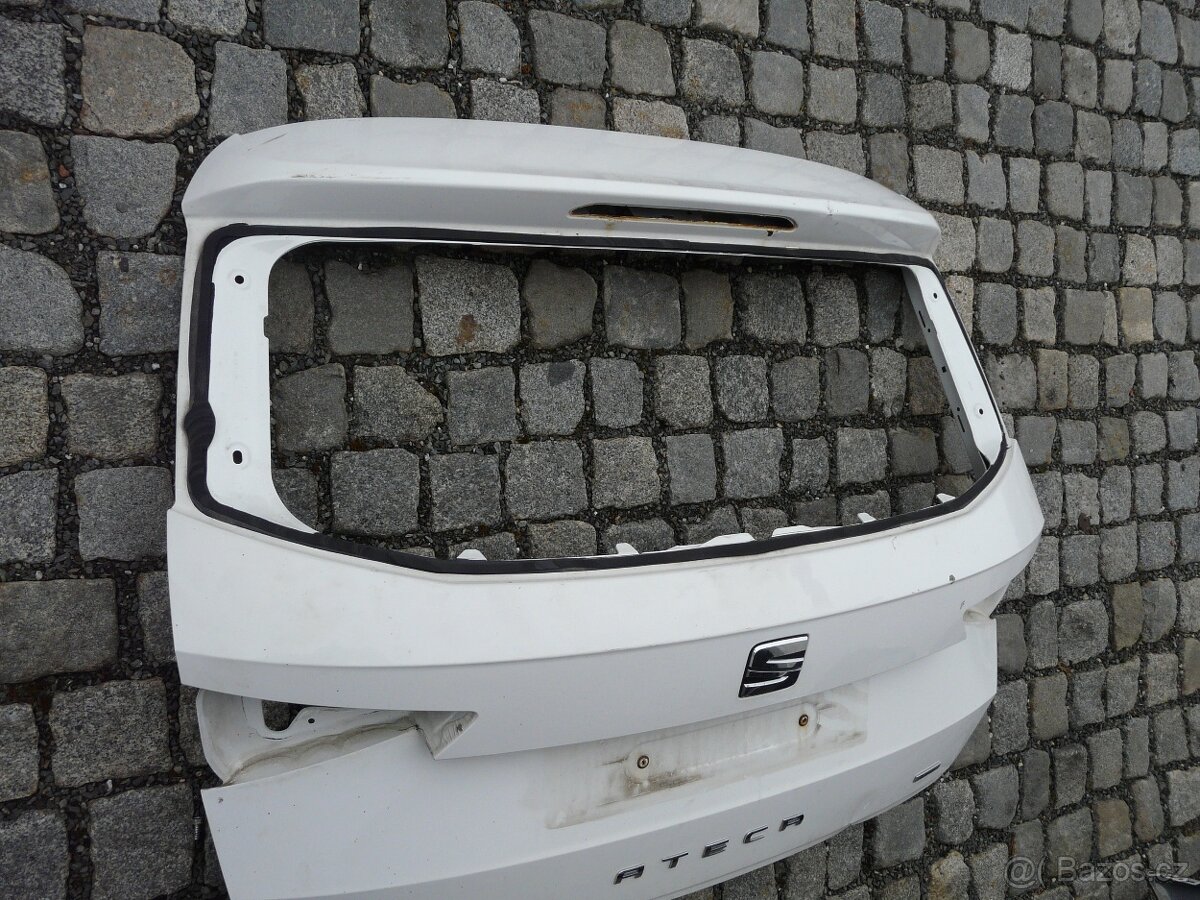 SEAT ATECA ZADNÍ NÁRAZNÍK + PÁTÉ DVEŘE - 4
