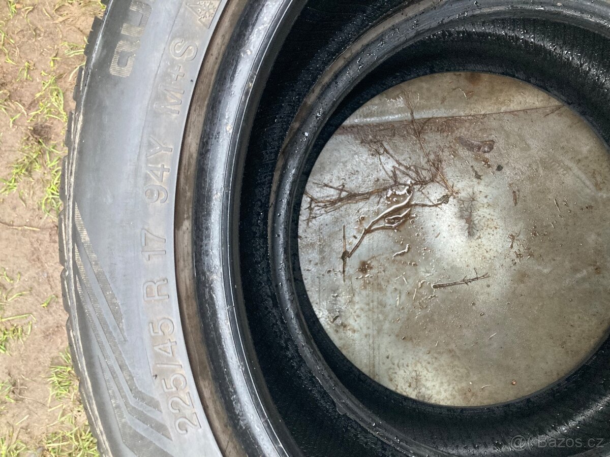 225/45/17 zimni - 4