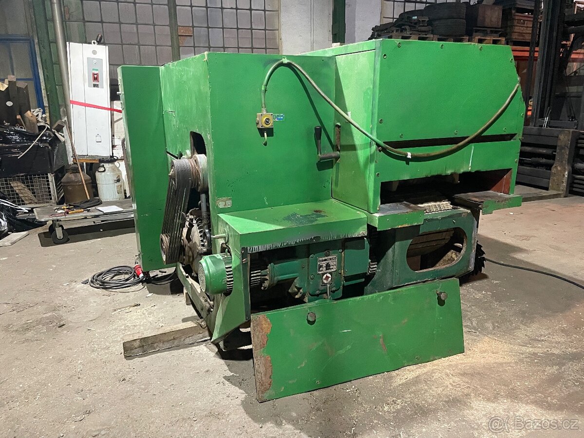 Rozmítací pila PKSN 32B - 4