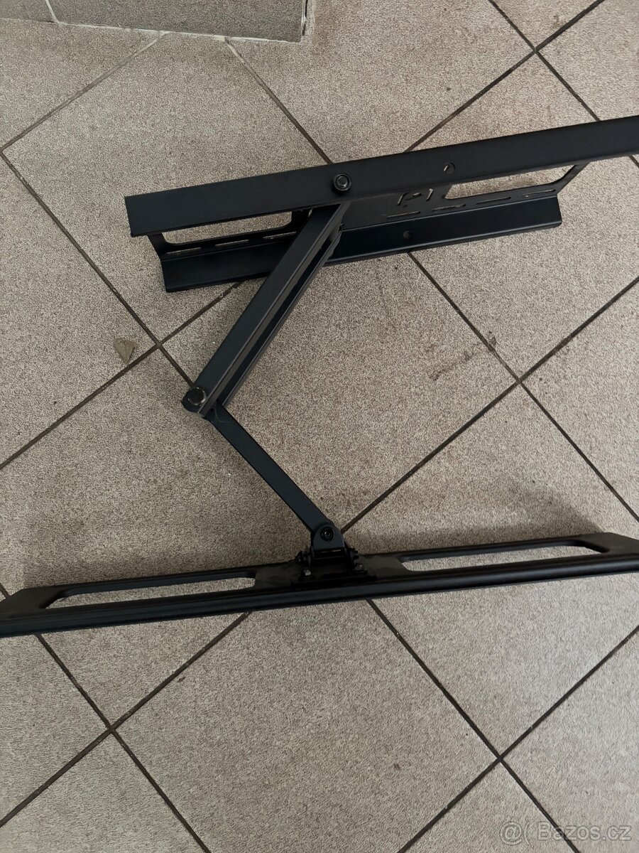 Nástěnný držák - 4