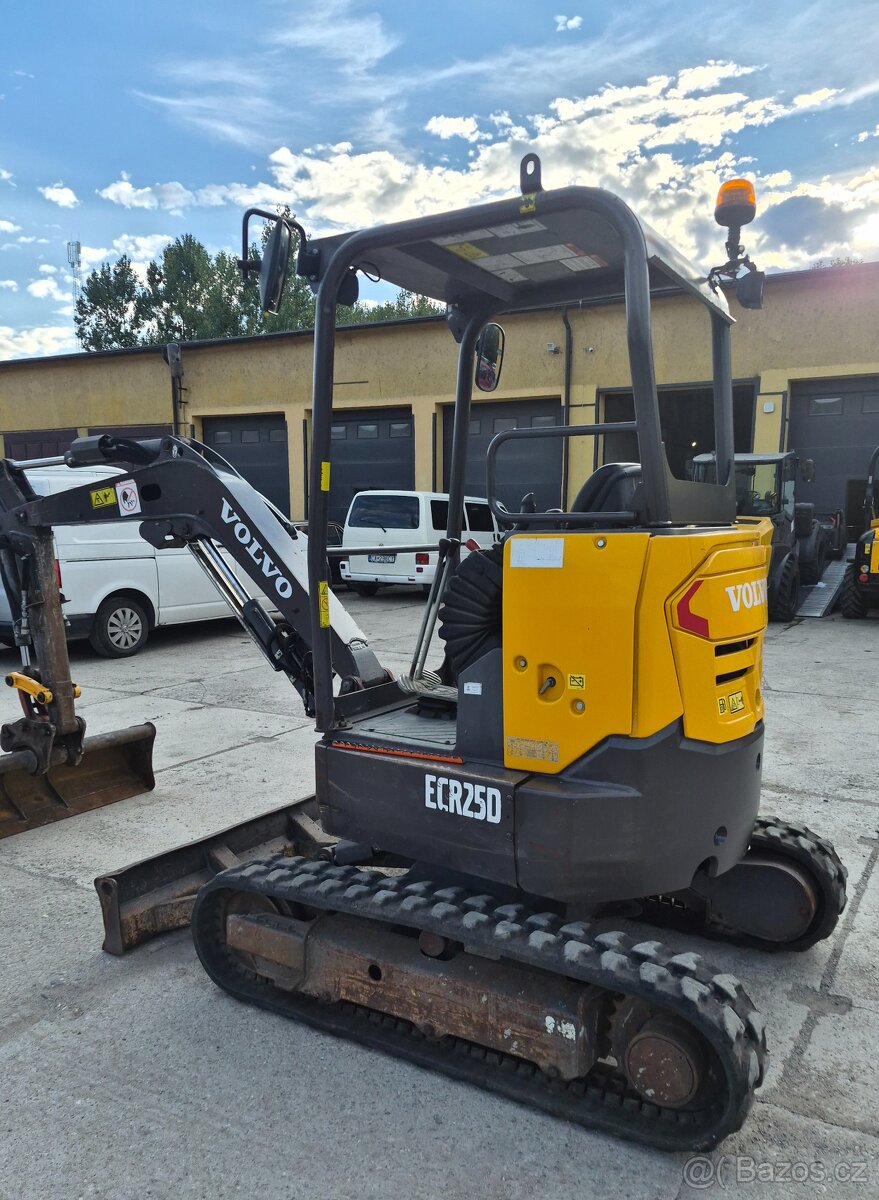 Volvo ECR 25D - 4