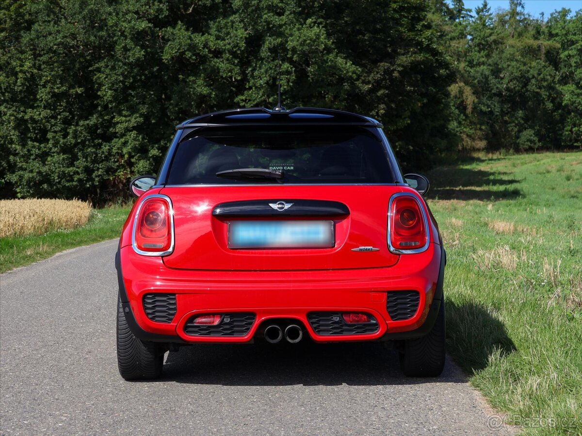 Mini Cooper 2,0 JCW 170kW Automat H/K LED (2016) - 4