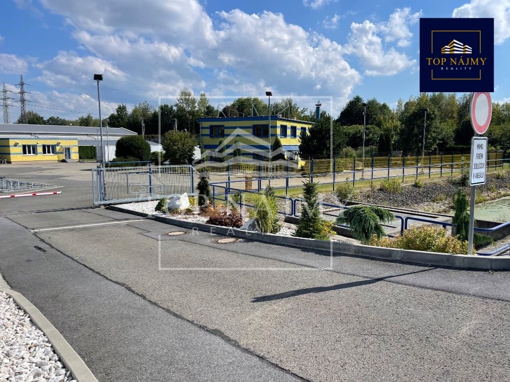 Pronájem komerčního areálu s kancelářemi a zpevněnou plochou - 4