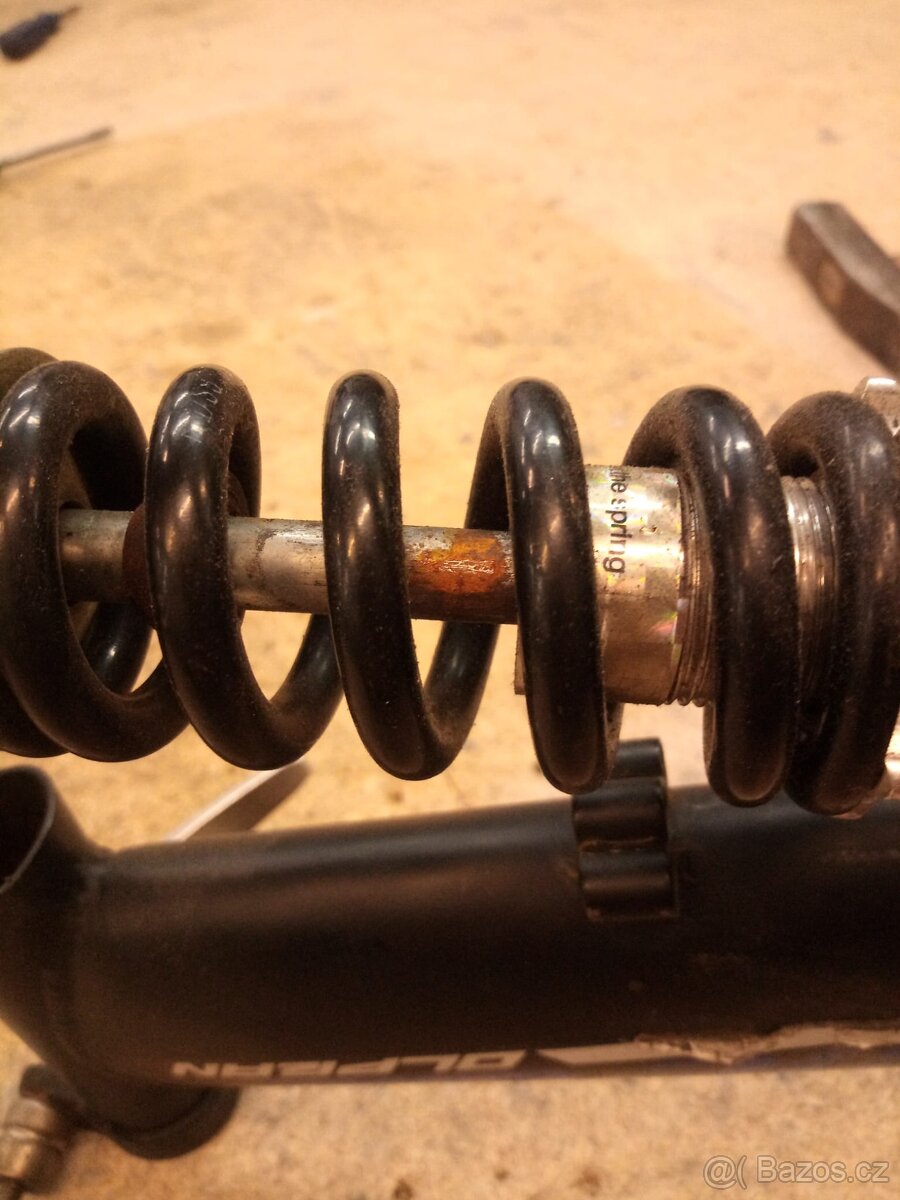 Prodám celoodpružený rám - 4