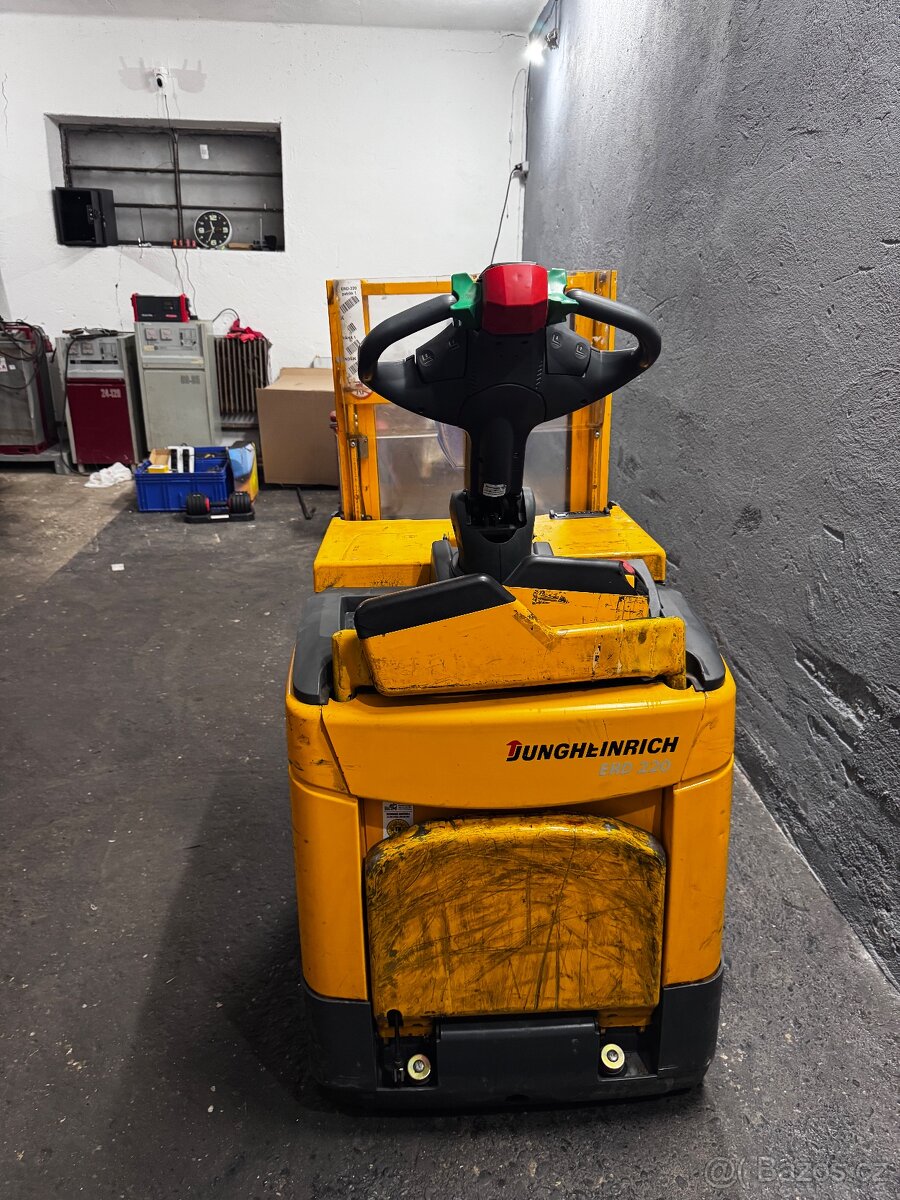 Elektrický vysokozdvižný vozík Jungheinrich za 29.000Kč - 4
