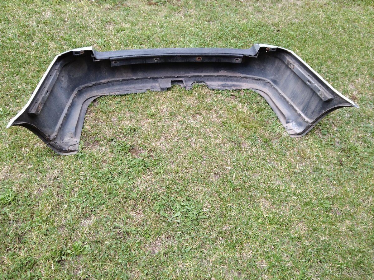 Škoda Octavia 1 combi díly na zadní část - 4