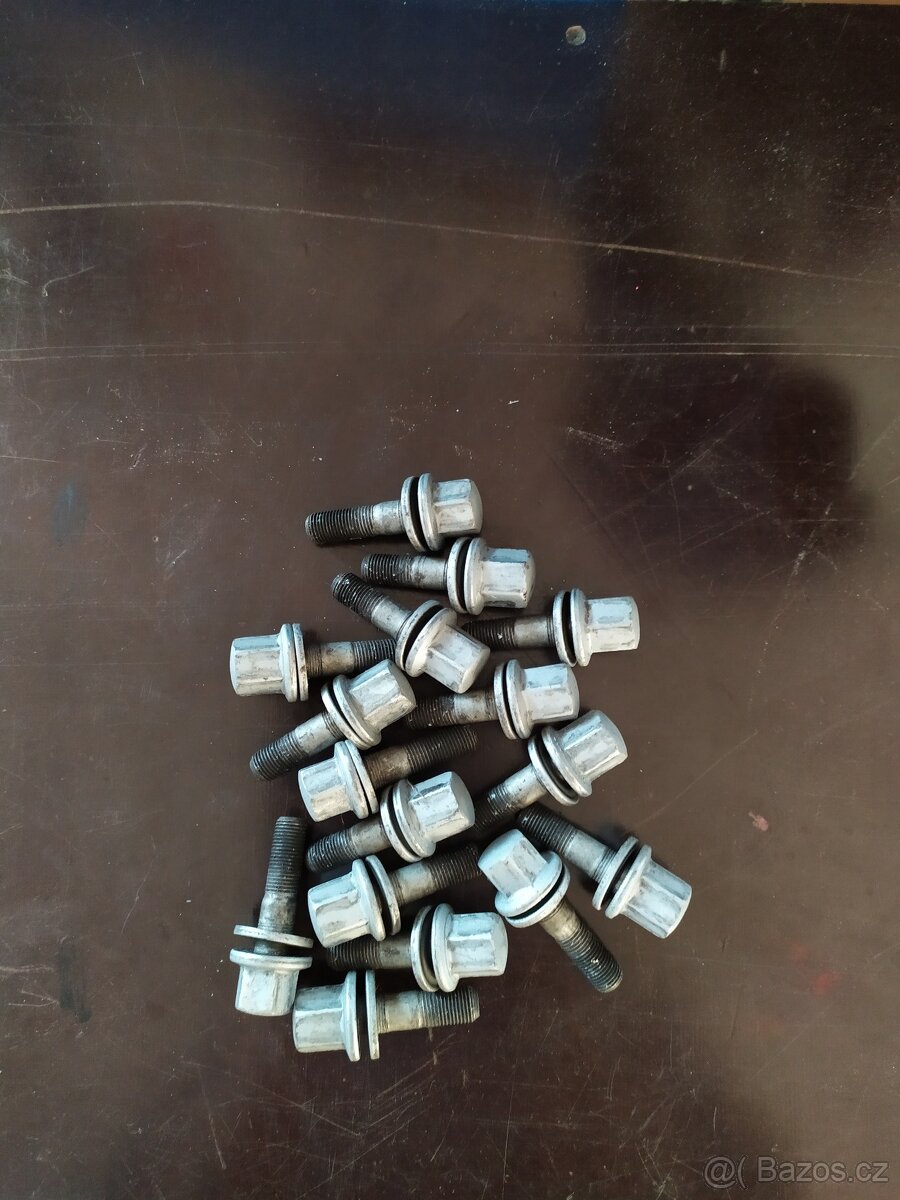 Třípaprsková alu kola Artec 7Jx15H2,rozteč 4x108 - 4