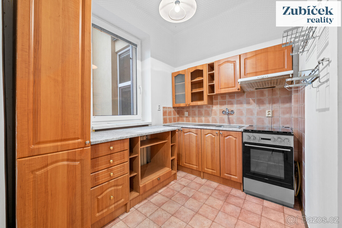 Prodej bytu 2+1 Uh.Hradiště - ul.Rostislavova - 4