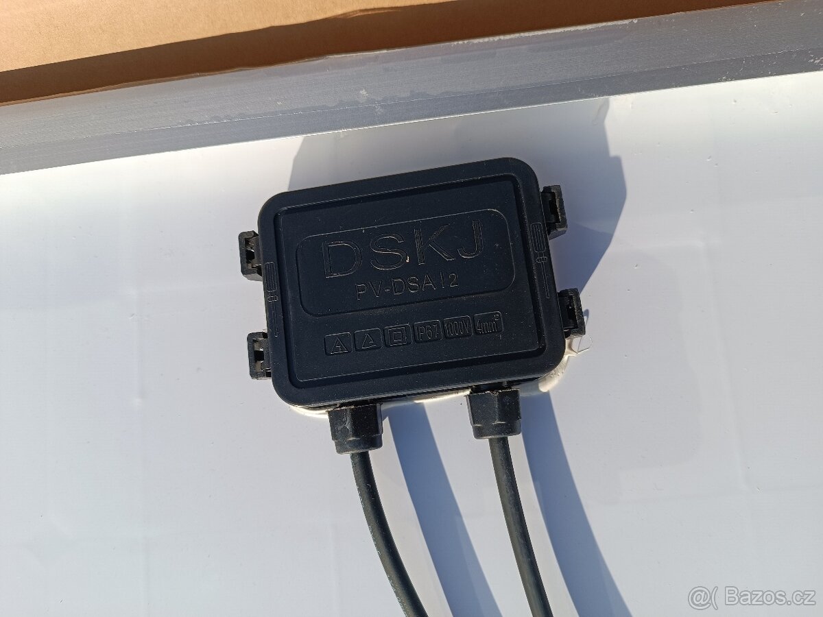 Fotovoltaický monokrystalický panel. - 4