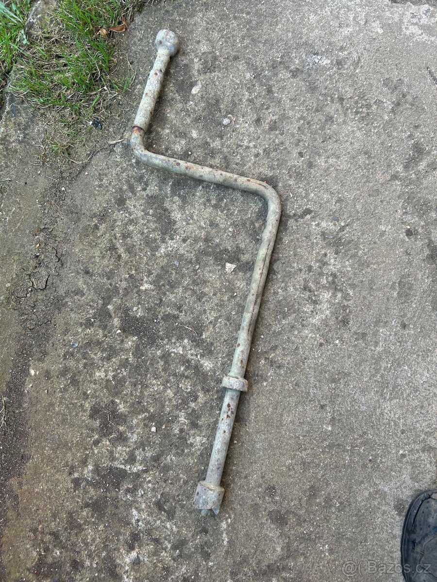 Startovací klika Zetor 3011 - 4