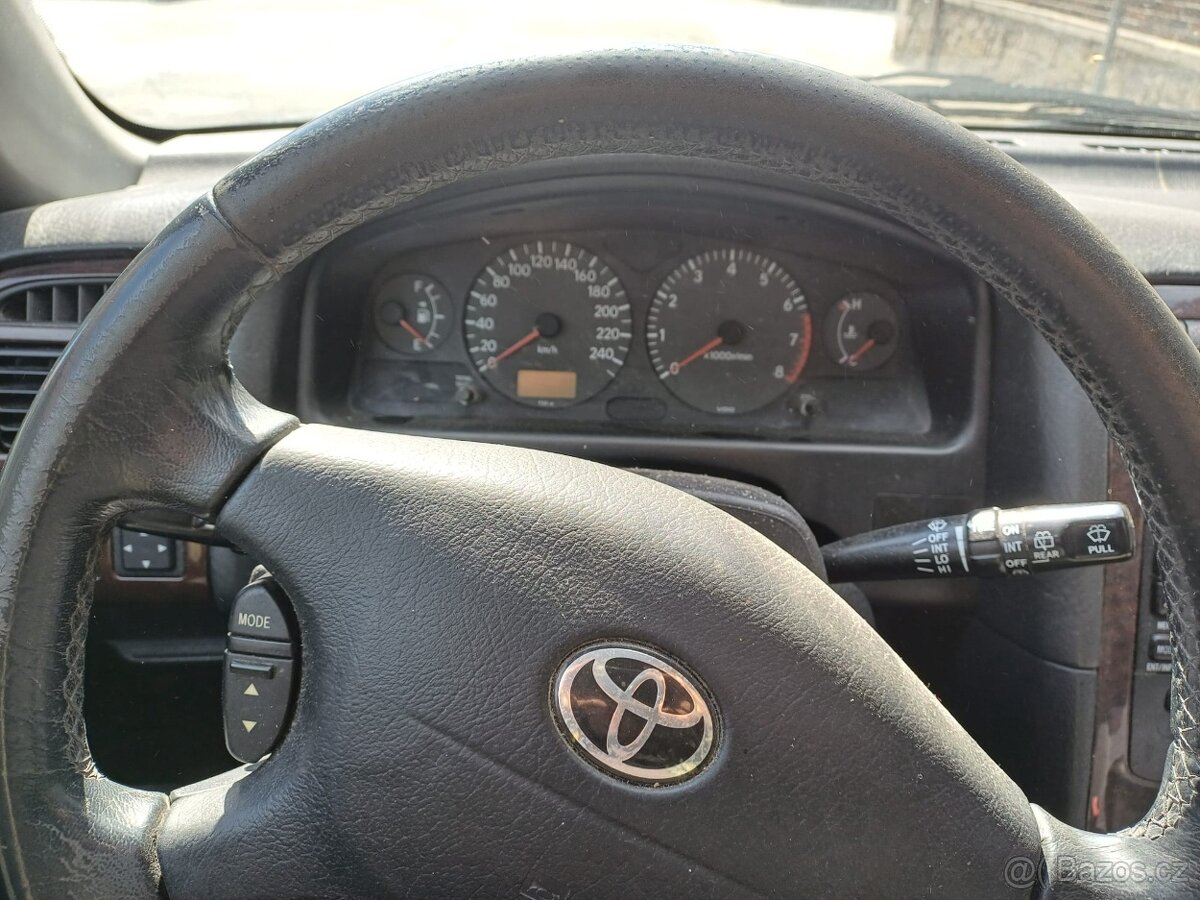 Prodám Toyota Avensis - 4
