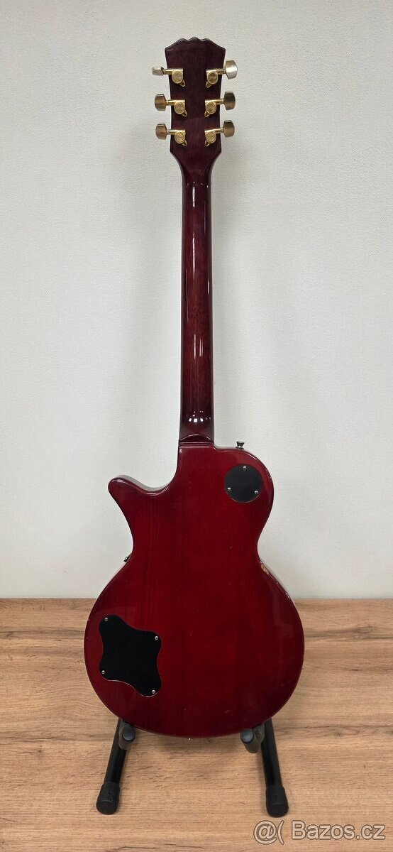 Elektrická kytara Stagg - 4