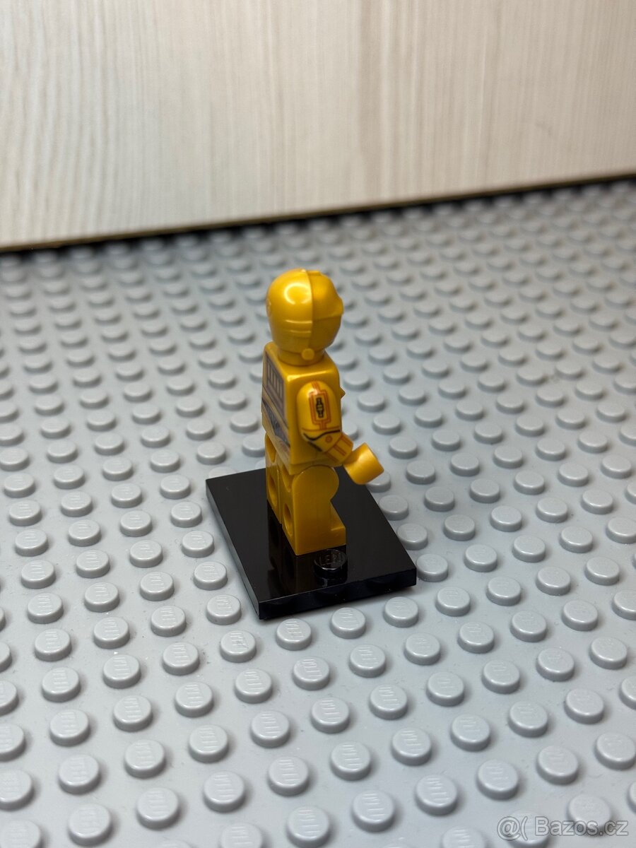 LEGO figurka Star Wars C-3PO - 4