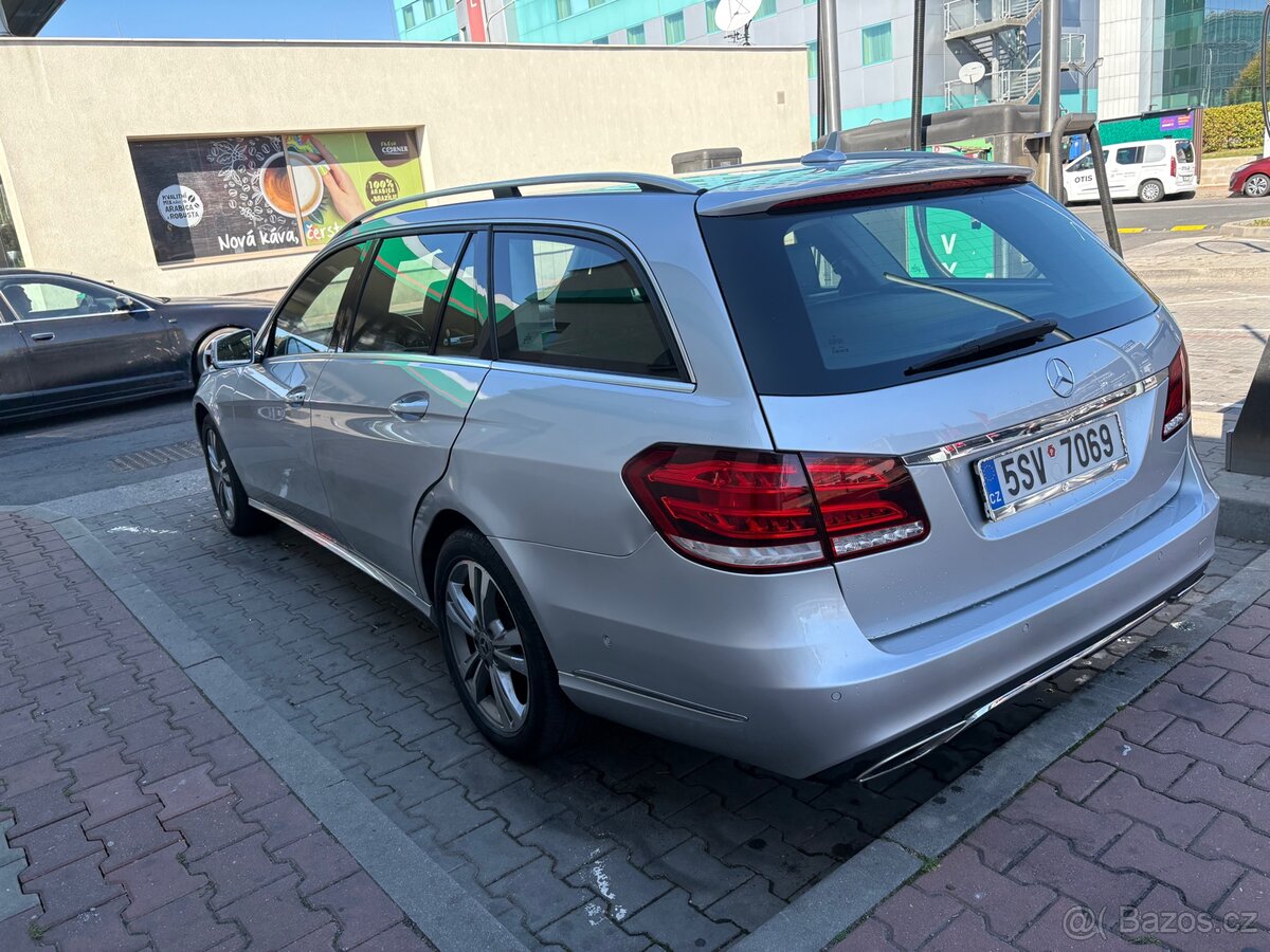Mercedes Benz E220d 2013 - 4