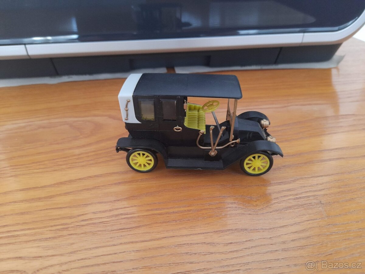IGRA autíčka retro Praga - 4