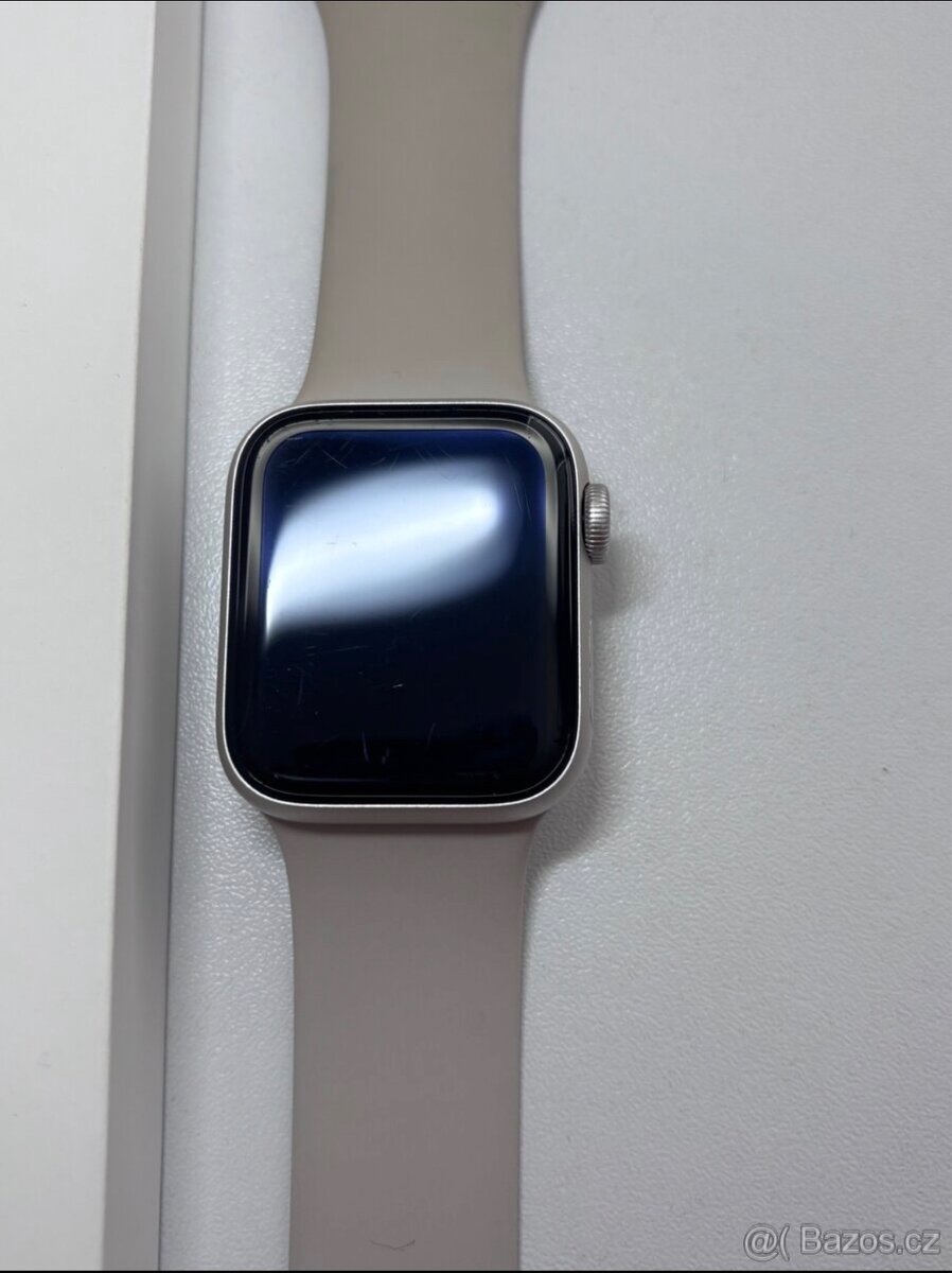 Apple watch SE 2023 40mm - 96% baterie - 4