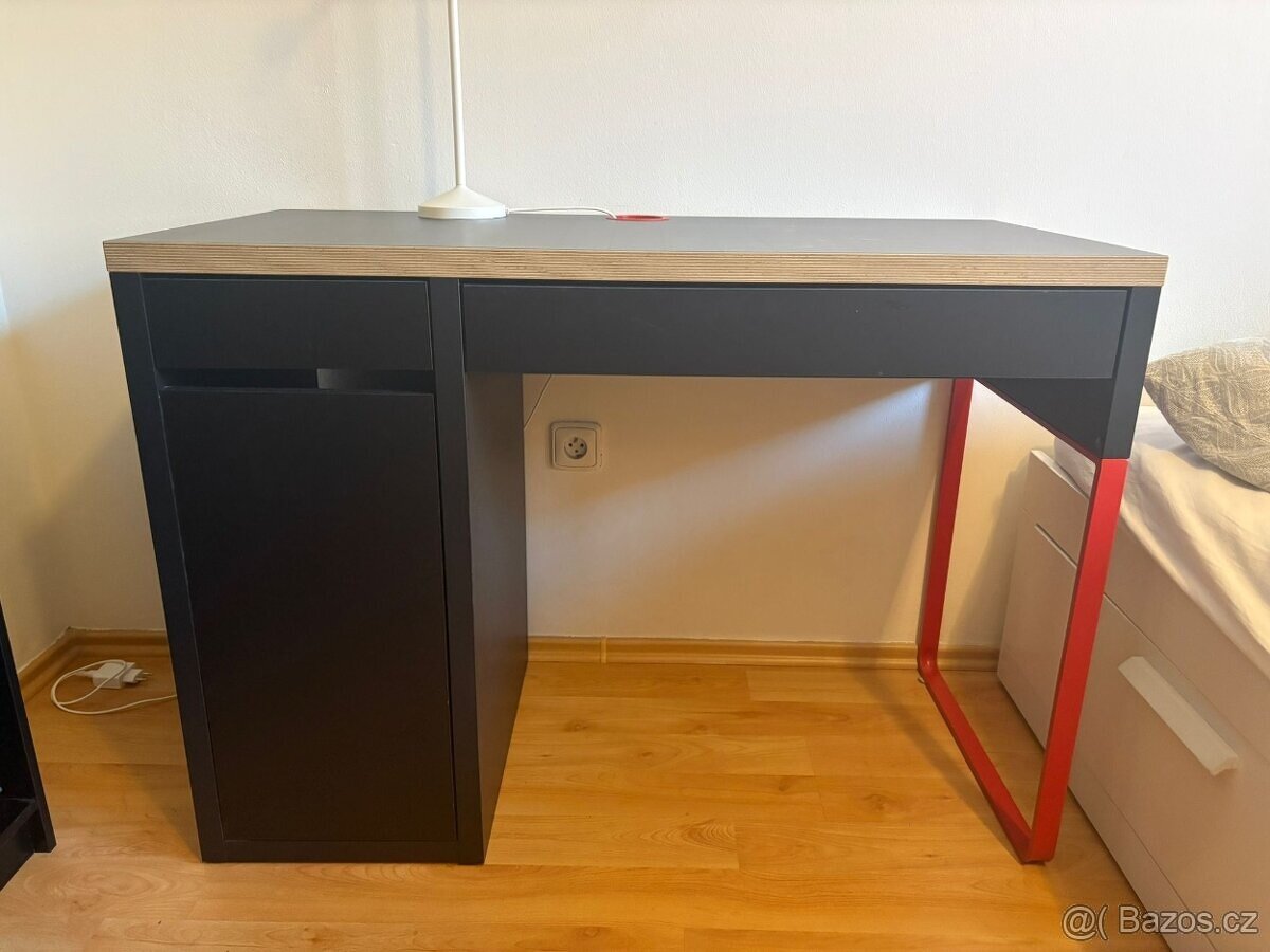 Psací stůl + židle - 4