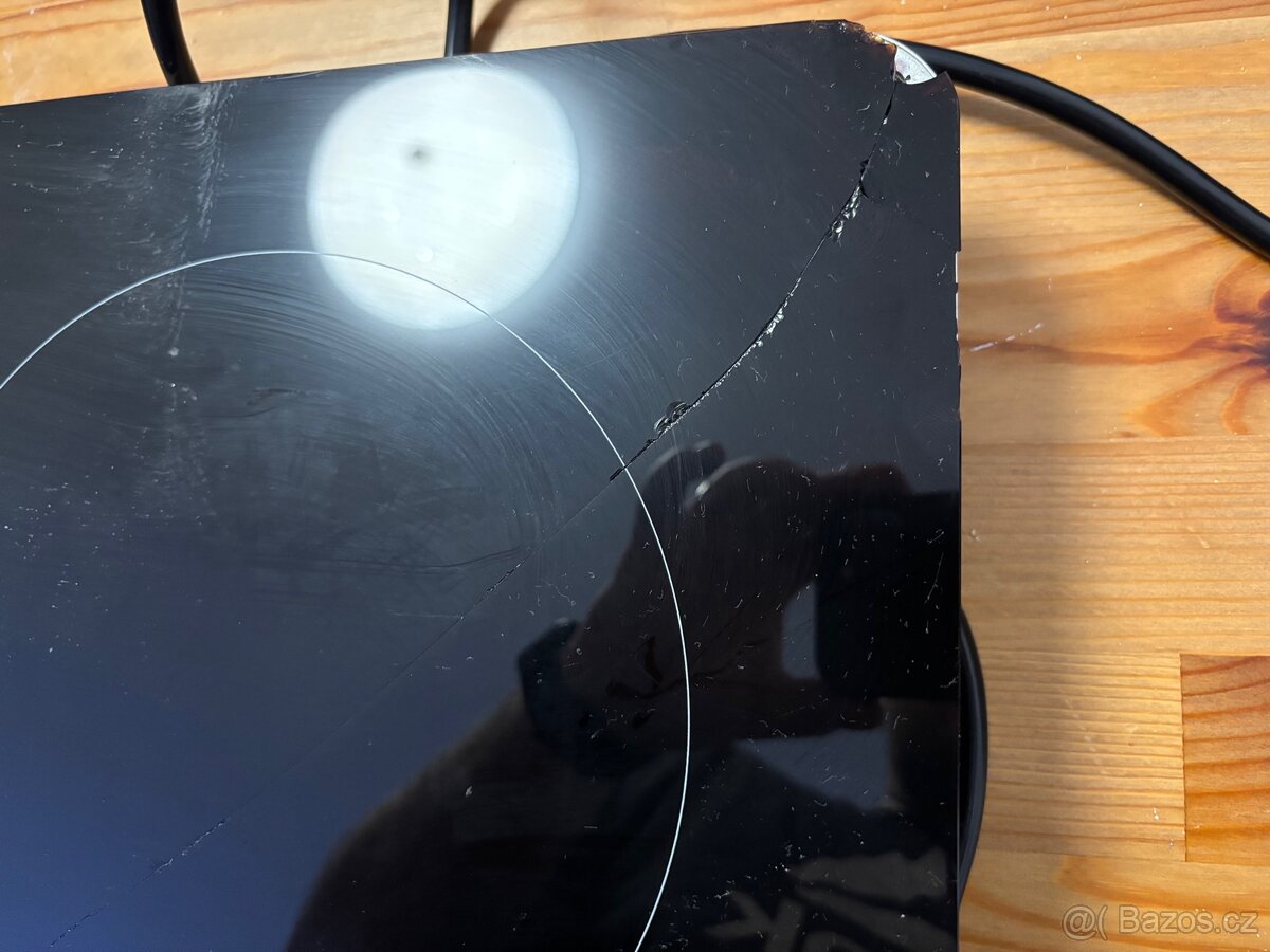 Dvouplotýnkový indukční vařič G3 Ferrari. - 4