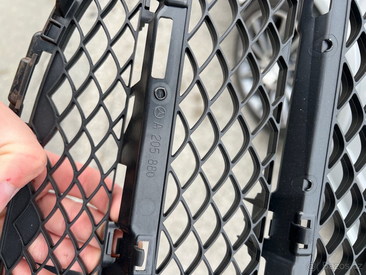 mercedes C w205 maska - 4