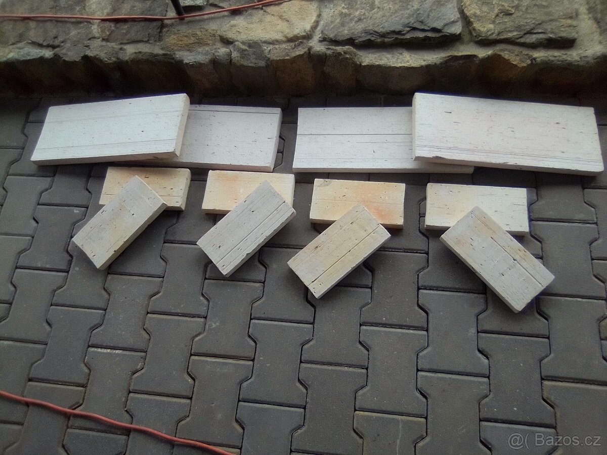 šamotové cihly dvě velikosti - 4