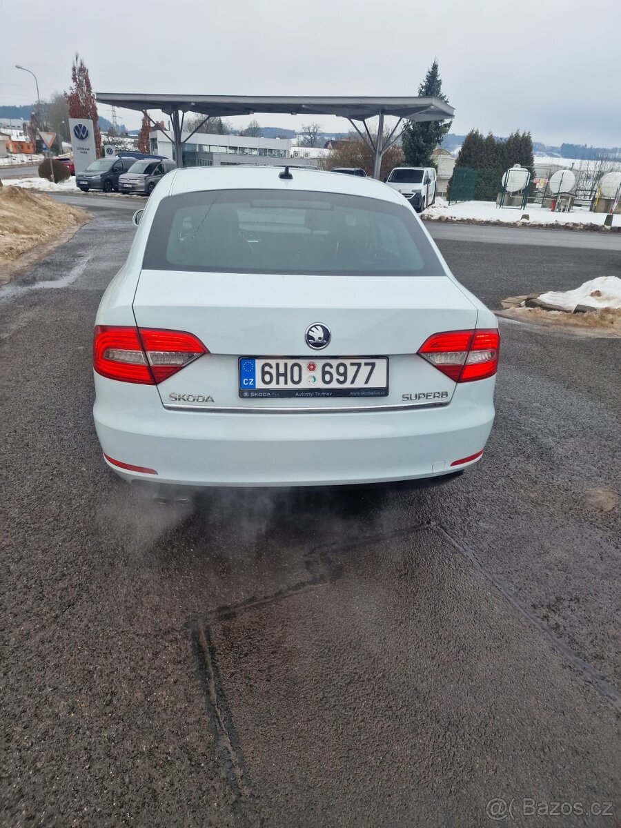 Škoda Superb 2 facelift elegance 1.8 tsi - 4