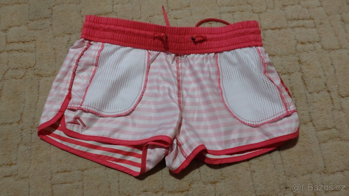 Dámské šortky C&A - 4