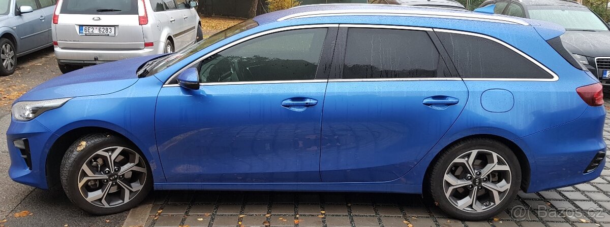 Prodám svůj KIA CEED SW - 4