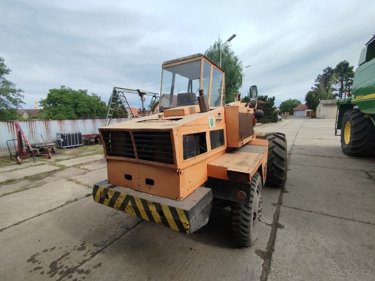 Nakladač HON UN 053 - 4