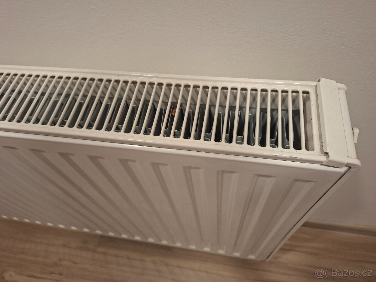 Deskový radiátor 1000 x 600 x 100 - 4