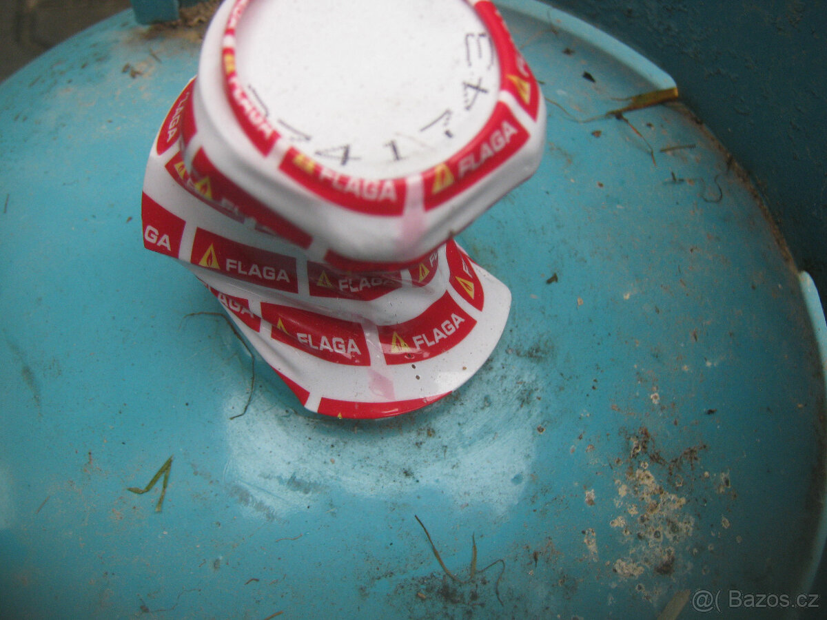 Prodám novou naplněnou 10 kg propan butan bombu se zárukou. - 4