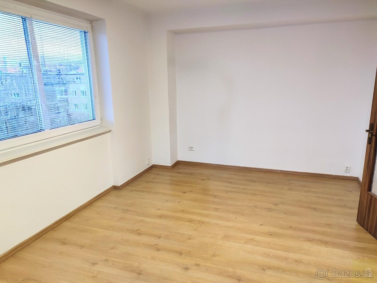 Prodej bytu 2+1/B, 53 m2, Praha 10, Vršovice - 4