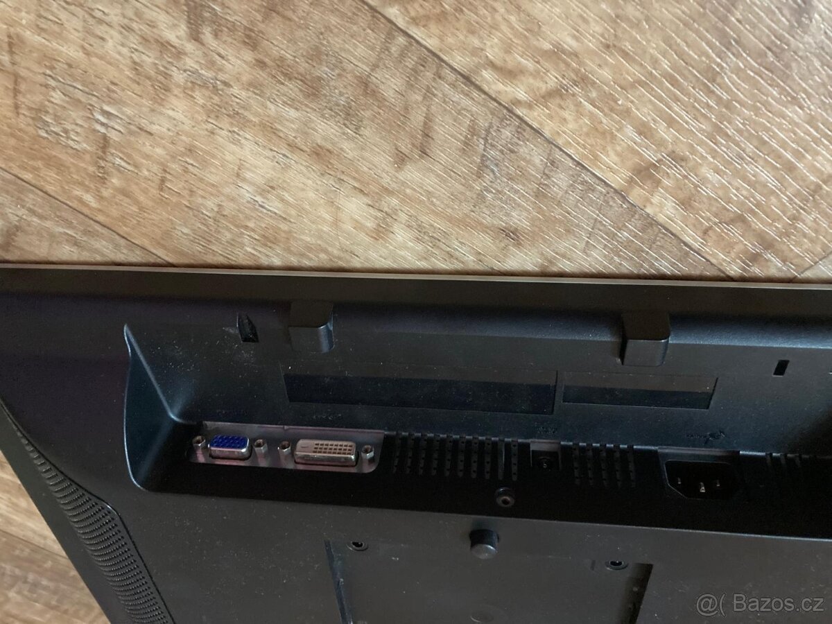 Monitor DELL otočný - 4