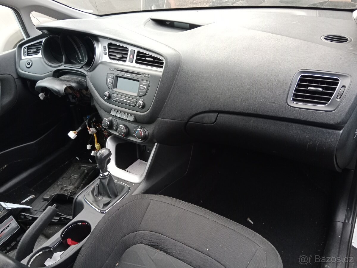 Poslední šance koupit díly Kia Ceed SW - 4