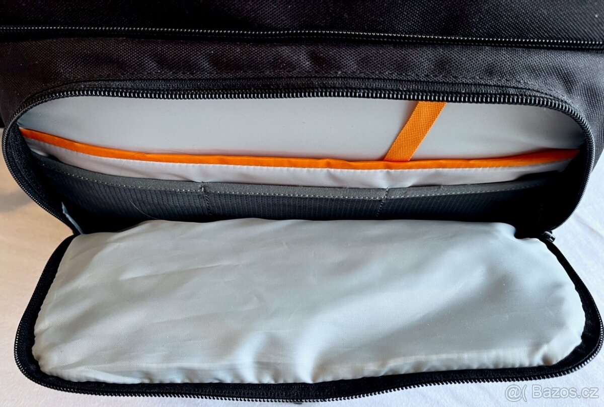 Fotobrašna Lowepro Nova 200 AW II - 4