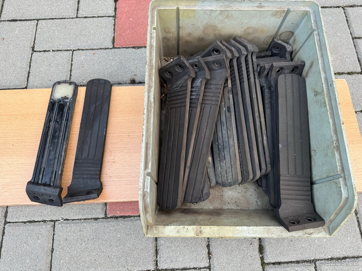 Volha Gaz 24. nové originální plynové pedály - 4