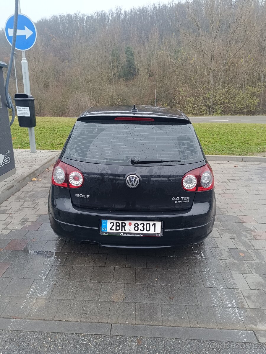 Volkswagen Golf 5 - 4