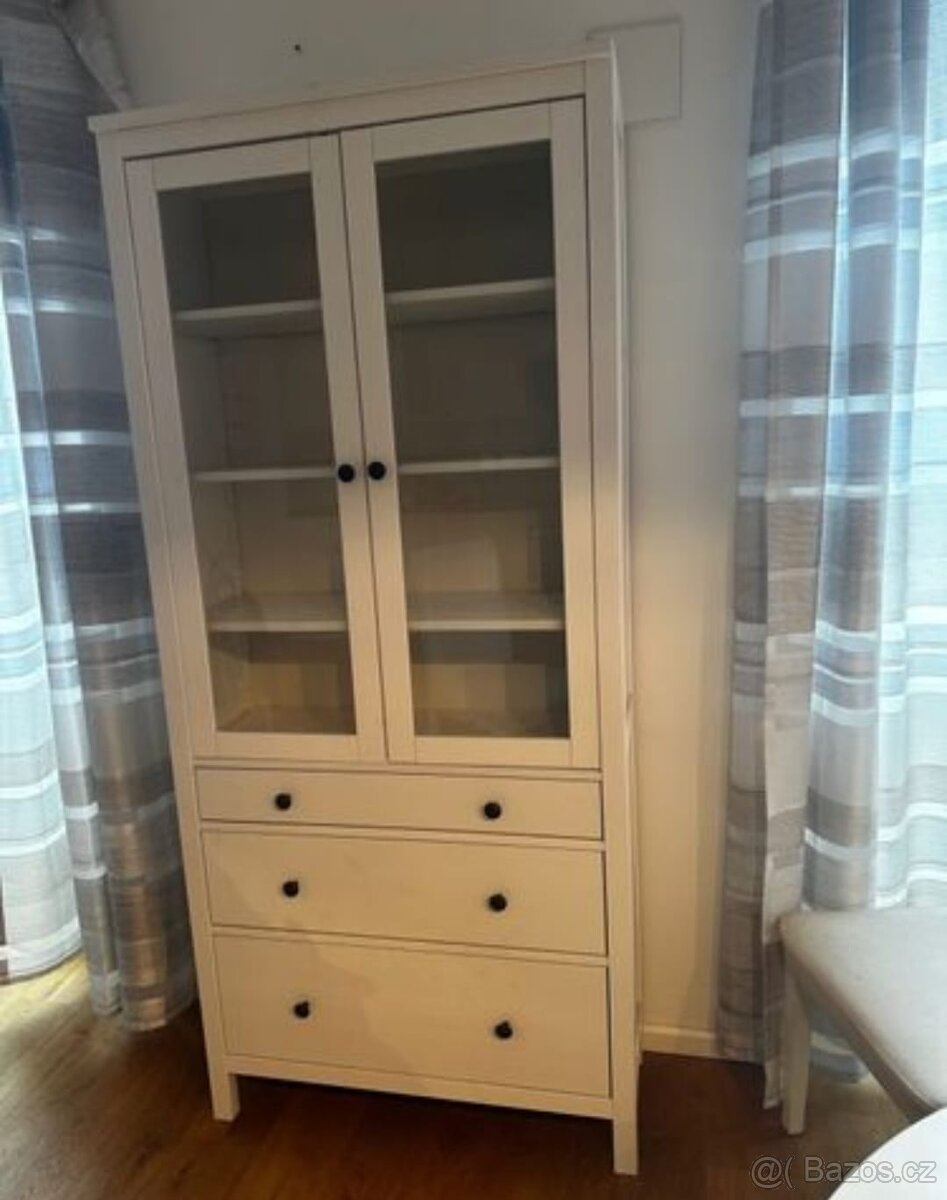VITRÍNA IKEA HEMNES MAT - 4